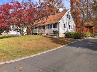 20 Birchwood Rd, Seymour, CT 06483