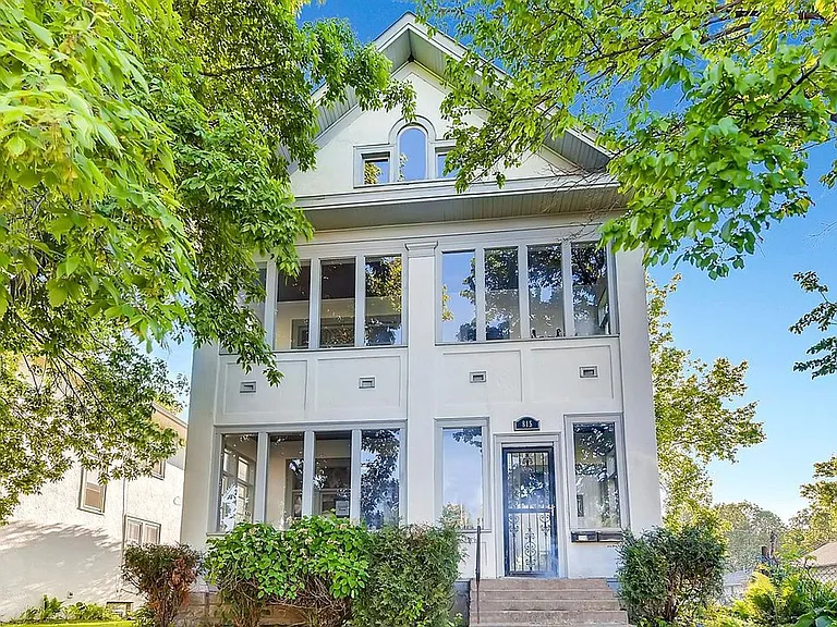 815 Logan Ave N — Photo 4