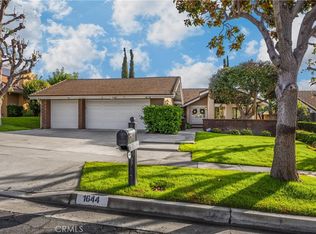 1644 N Mountain View Pl, Fullerton, CA 92831