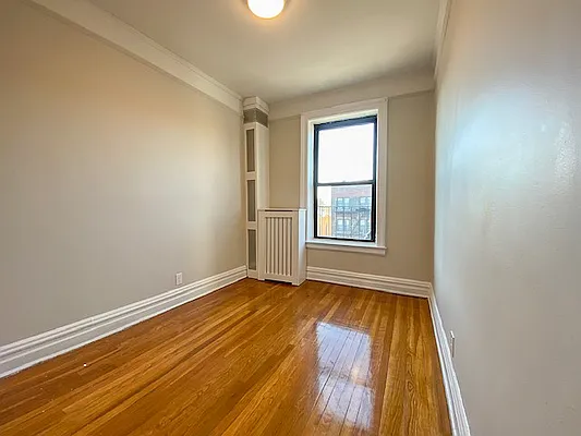 Rented by Compass | media 13