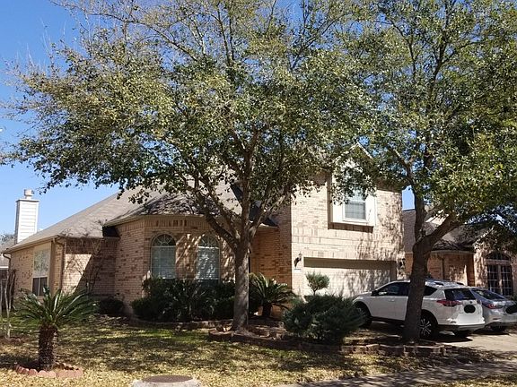 3rd image of 15122 Millers Run Ln
