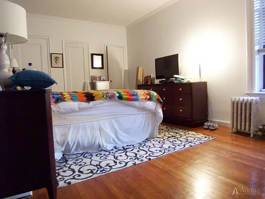Sold by Anchor Associates | media 14