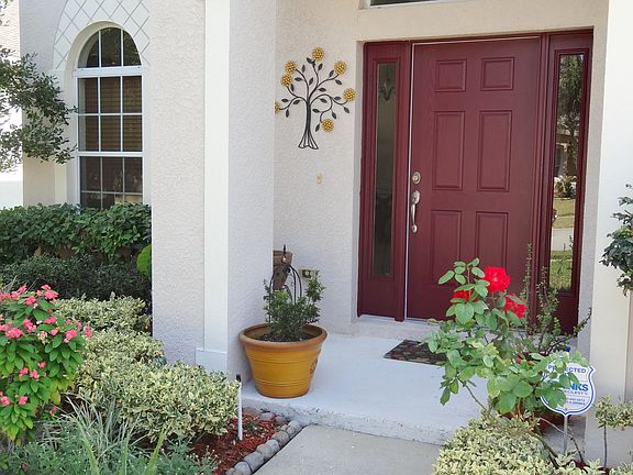 3rd image of 30606 Latourette Dr