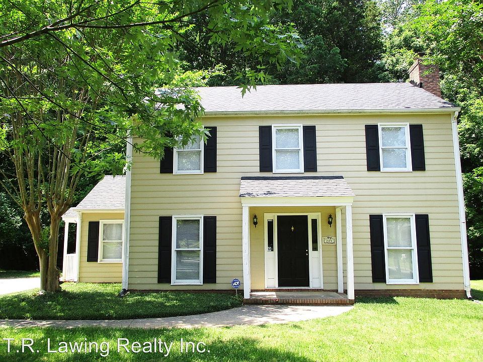 1st image of 225 Sunnywood Ln