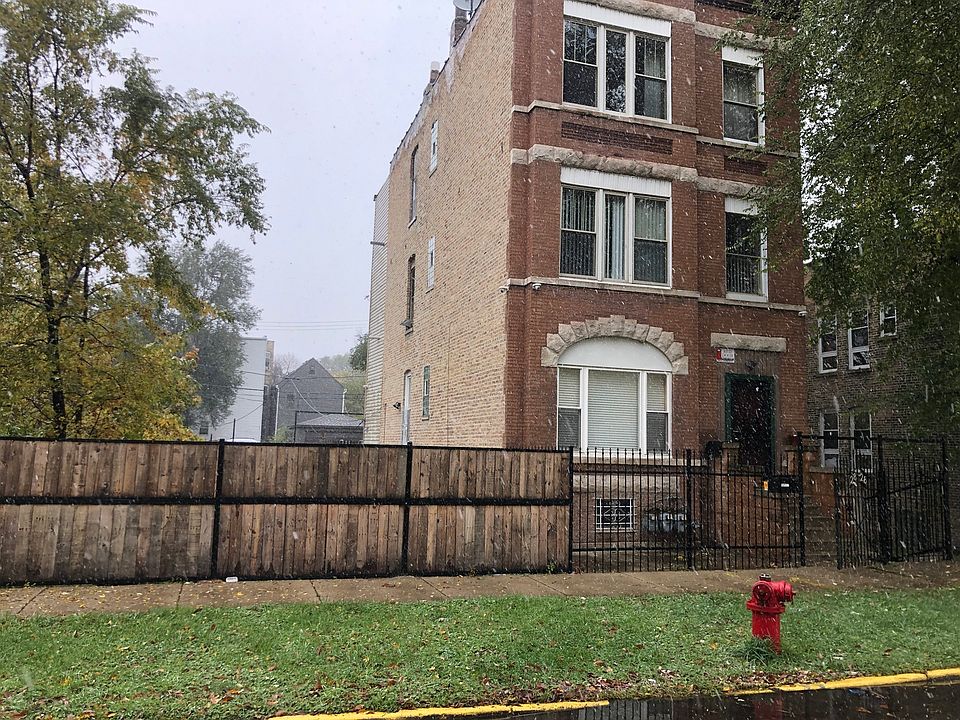 1st image of 2828 W Arthington St #1
