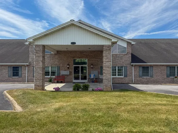 21664 Green Spring Rd APT 9, Abingdon, VA 24211