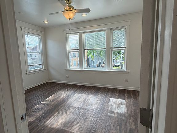 2nd image of 427 N Lawler Ave #2