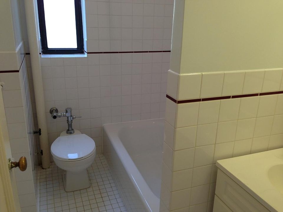 2nd image of 3717 Bowne St