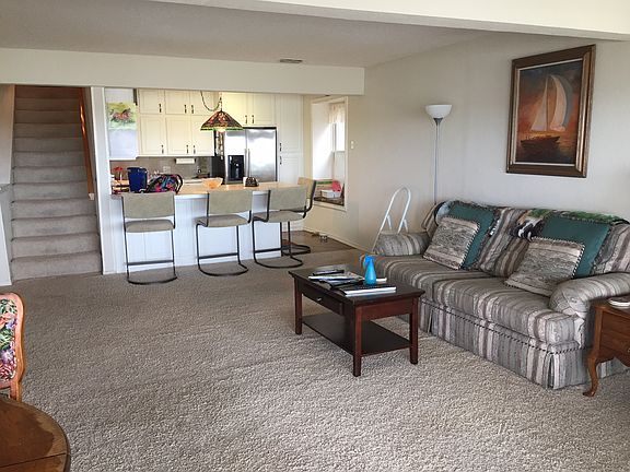 3rd image of 6510 Carol Ct