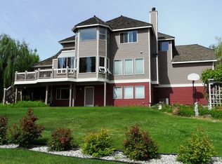 1917 Broadway Pl, Wenatchee, WA 98801