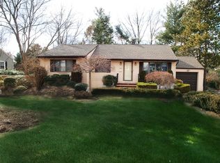 573 N Central Ave, Ramsey, NJ 07446