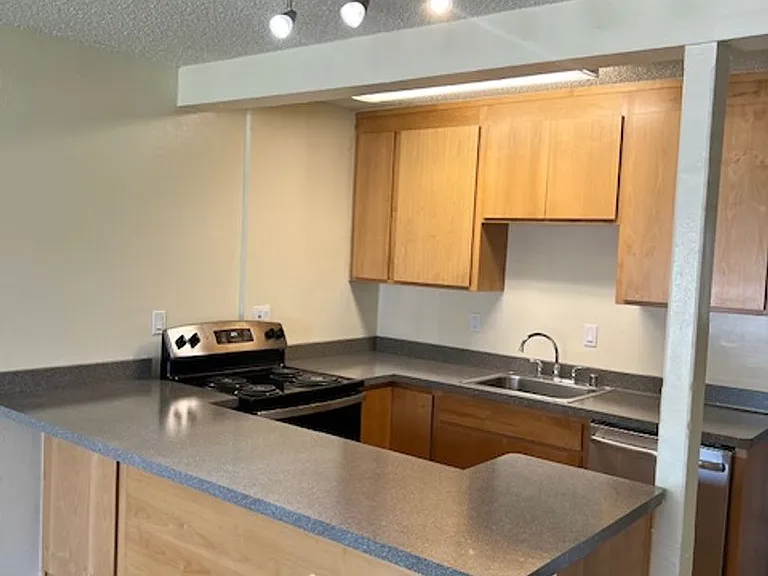 The Loft Apartments — Photo 73