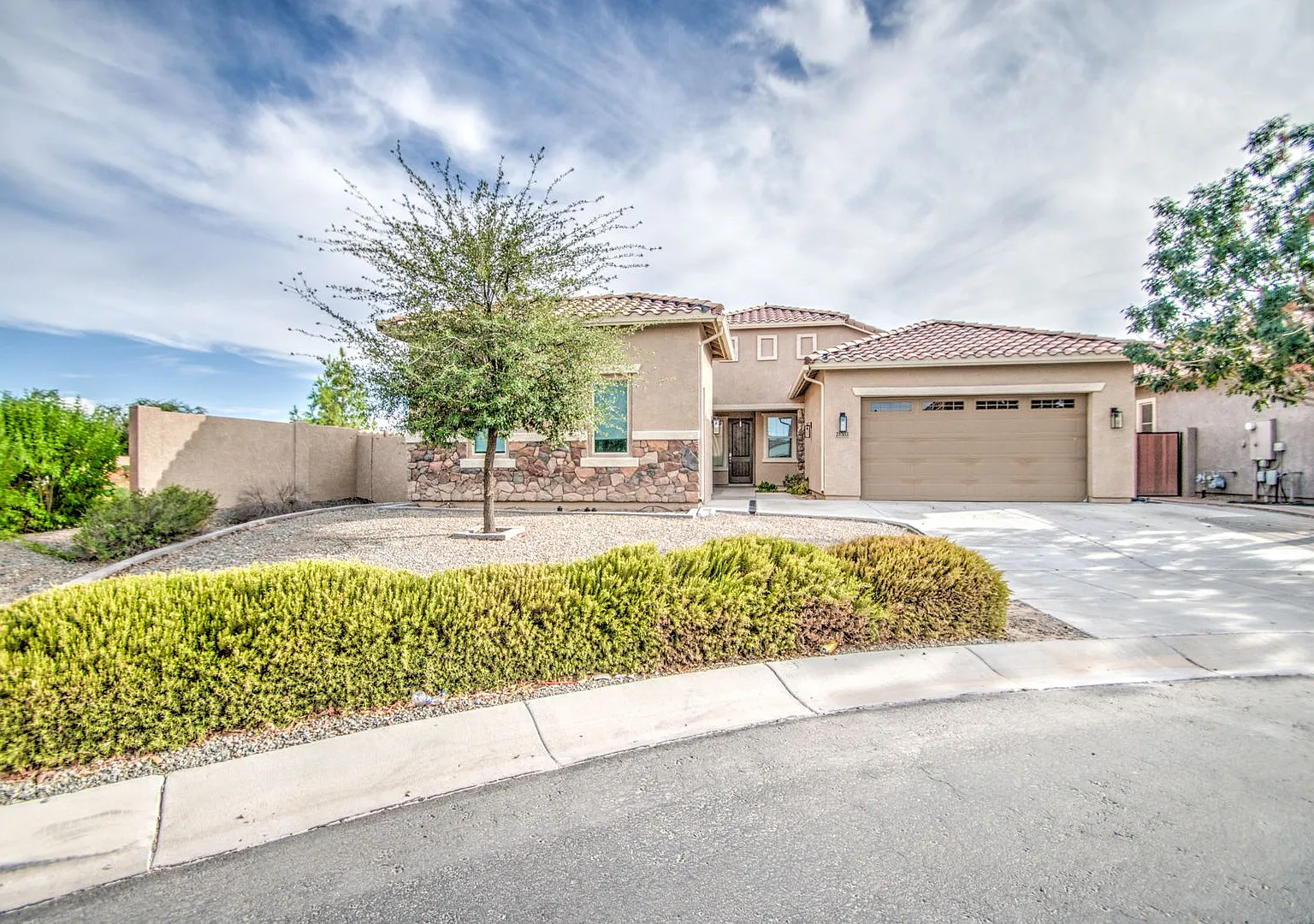 Spacious Next Gen Home in Queen Creek! — Photo 1