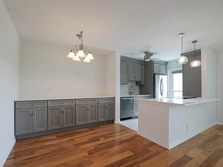 37 Yacht Club Dr #310 — Photo 8