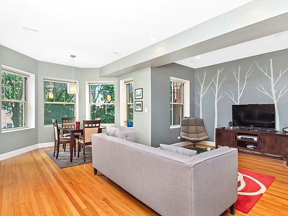 2nd image of 1637 W Granville Ave APT 2