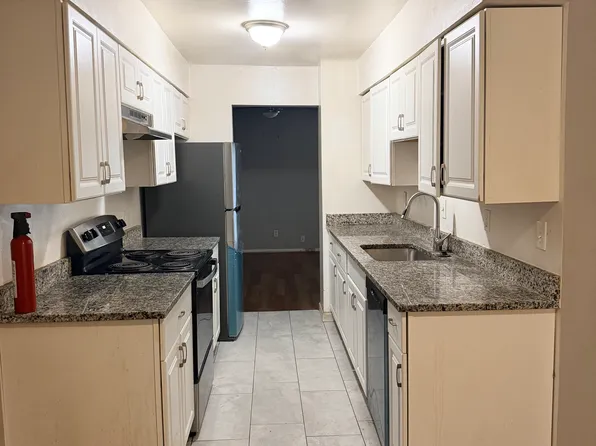 3106 Cherry Rd NE, Washington, DC 20018