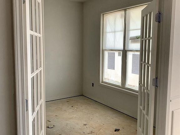 3rd image of 251 Stornoway Ln #250