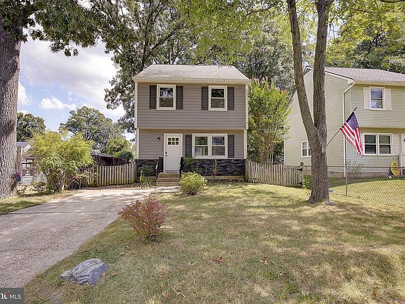 2nd image of 1623 Elkridge Dr