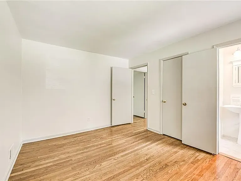2340 Burch Cir — Photo 14