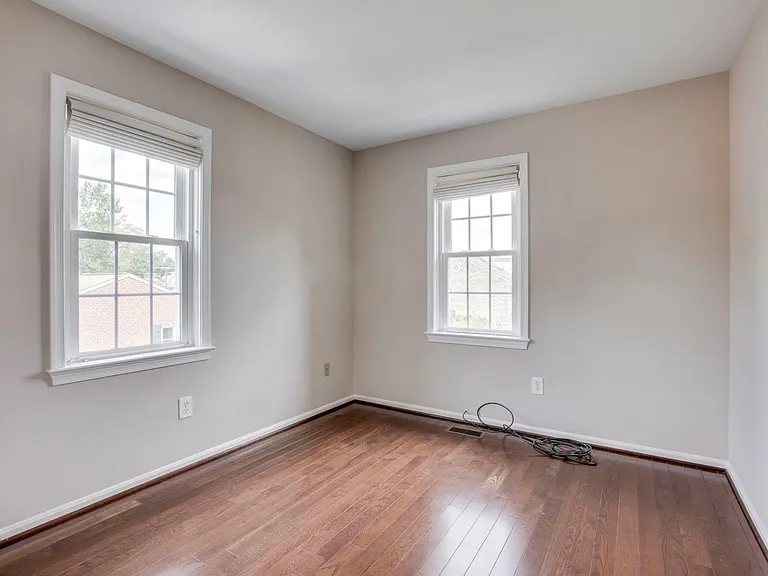Upper level bedroom #1