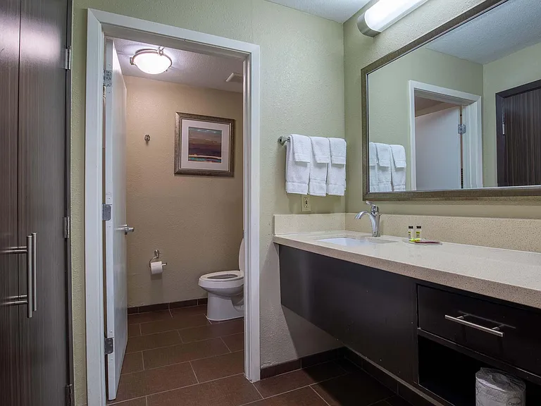 Perla 249 Apartments — Photo 36