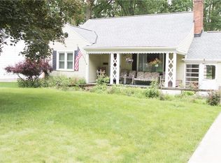 712 Crestview Dr, Youngstown, OH 44512