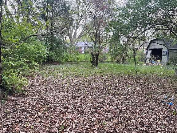 3rd image of 10297 Kiowa Dr