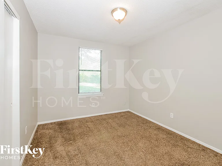 5749 Jardin Pl — Photo 12