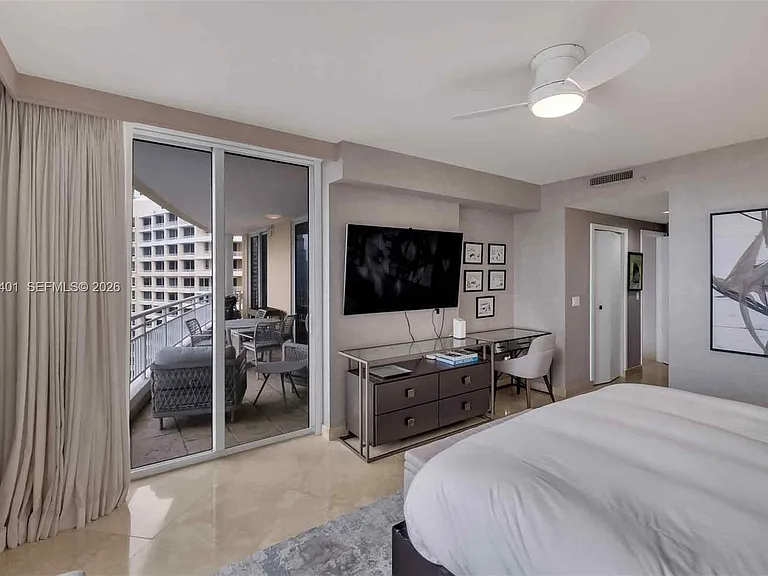 848 Brickell Key Dr #2605 — Photo 16