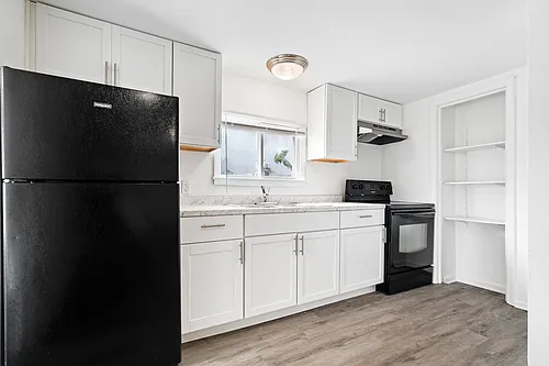 102 S West St #5 Photo 1