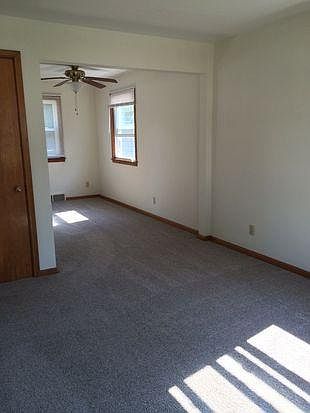 5th image of 716 Rudolph Ave
