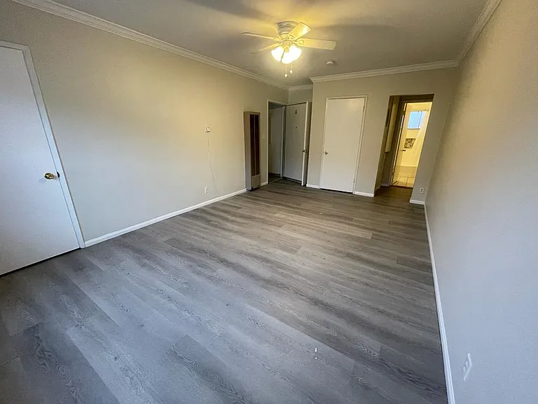 548 N Alexandria Ave #11 — Photo 8