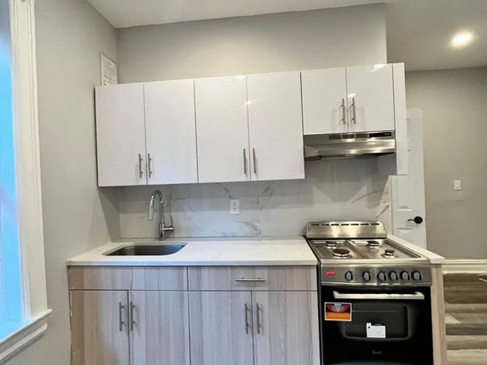 122 Corbin Ave #401A