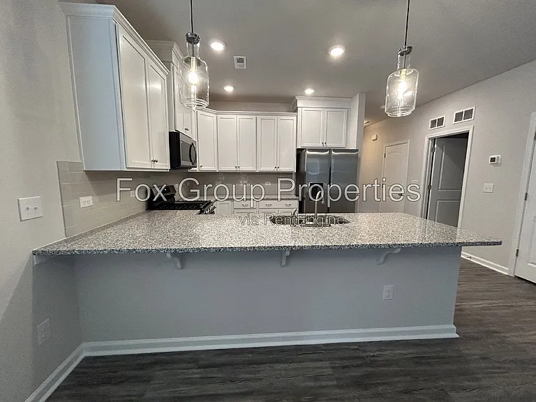 8236 McCormick St — Photo 2