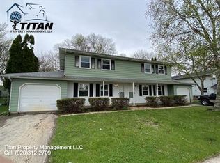 2255 Wisconsin St #1, Oshkosh, WI 54901