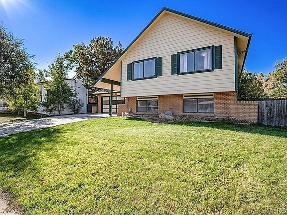 3rd image of 7056 W Rowland Avenue