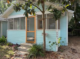 229 NW 4th Pl, Gainesville, FL 32601