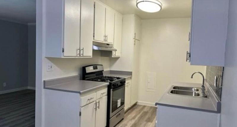 1st image of 8821 Owensmouth Ave APT 18