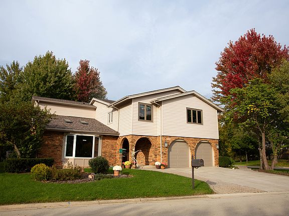 2nd image of 6356 Hastings Ln