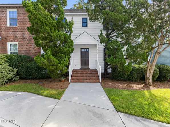 4 Saint Marys Place, Wilmington, NC 28403