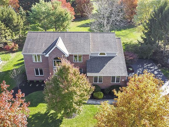 3rd image of 7860 Windsor Ave NW