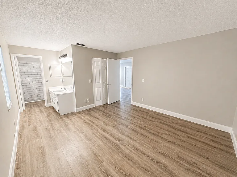 3133 Huron Ave #A — Photo 4