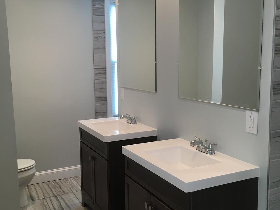 2nd image of 648 Smith St #3