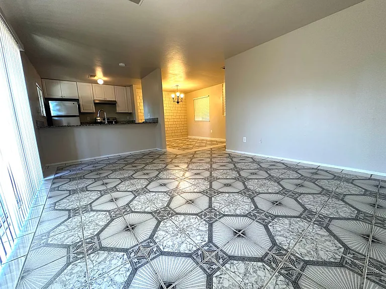 609 Fort Sumpter Dr — Photo 10