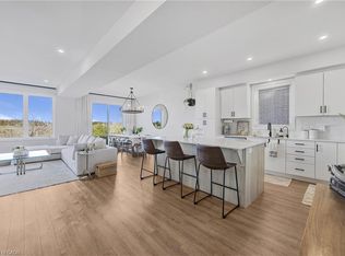 52 Bedrock Dr, Hamilton, ON L8J 0K6