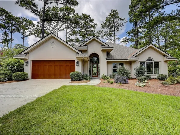 301 Seabrook Dr, Hilton Head Island, SC 29926