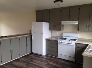 250 N 5th St #A, Grover Beach, CA 93433