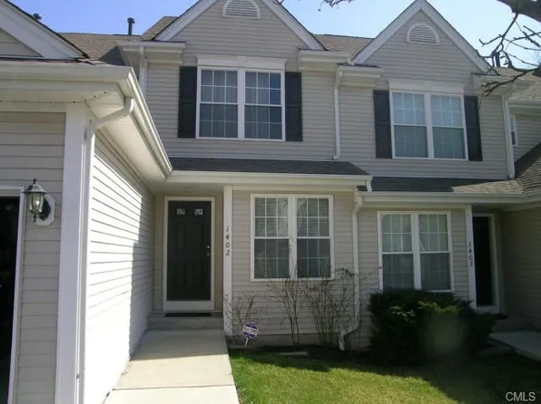 1402 Sienna Dr, Danbury, CT 06810