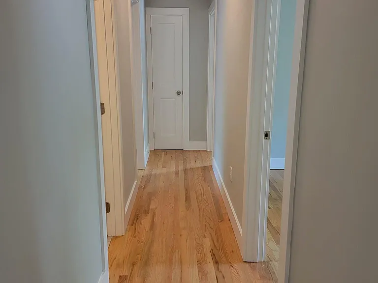 44 Pine Grove Ave — Photo 6