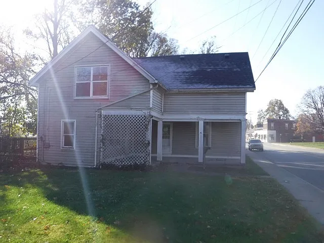 322 Ridge Ave photo 1